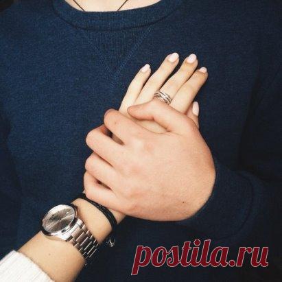 Мужик должен быть мужиком, а не шлюхой - где пригреют, туда и побежал.