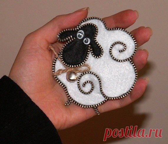 Украшения из молний