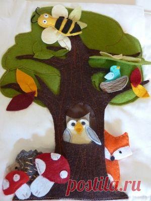The Quiet Book Blog: Helga's Felt Quiet Book