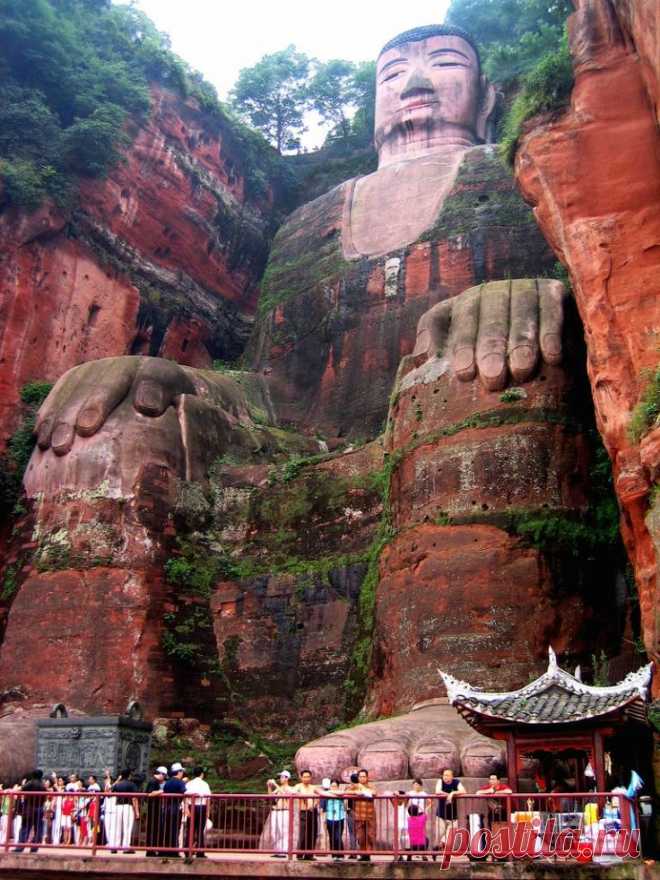 Leshan Giant Buddha, China