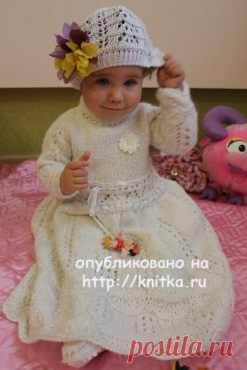 Крестильное платье спицами. Автор Любовь Афанасьева,  Вязание для детей Крестильное платье. Состав ниток: 50%мохер + 50%акрил. На возраст примерно 6мес. Описание платья из журнала Размер: до 6 месяцев. Вам потребуется: 250