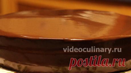 Простая Шоколадная Глазурь - рецепт ганаша от Бабушки Эммы Для покрытия и украшения тортов и пирожных используют шоколадную глазурь. Бабушка Эмма и Даниэлла предлагают фото и видео рецепт простой шоколадной глазури