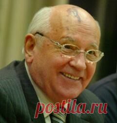 25 декабря в 1991 году Михаил Горбачев объявил об отставке с поста Президента СССР