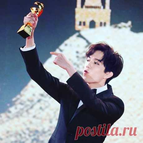 Димаш ҚҰДАЙБЕРГЕН в Instagram: «Барша құттықтап жатқан жандарға үлкен рахмет.» 57.4 тыс. отметок «Нравится», 1,512 комментариев — Димаш ҚҰДАЙБЕРГЕН (@kudaibergenov.dimash) в Instagram: «Барша құттықтап жатқан жандарға үлкен рахмет.»