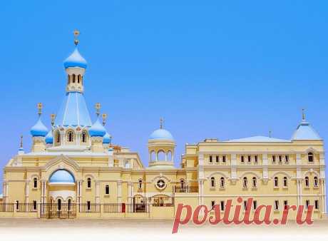 В православном храме Святого апостола Филиппа в ОАЭ открылась картинная галерея﻿