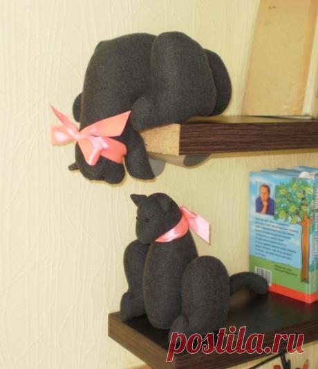 Коты мебельные