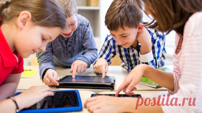 Сенатор предупредил о росте мошенничества через детей. Мошенники все чаще нацеливаются на молодых людей, используя их уязвимость и доверчивость. Об этом заявил ТАСС заместитель председателя Совета по развитию цифровой экономики при Совете Федерации, сенатор Артем Шейкин. По его словам, ...