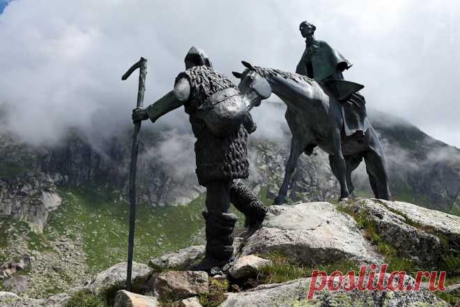 Памятник Суворову в Альпах