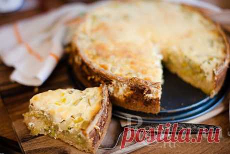 Пирог полезный киш из овсяного теста с кабачком