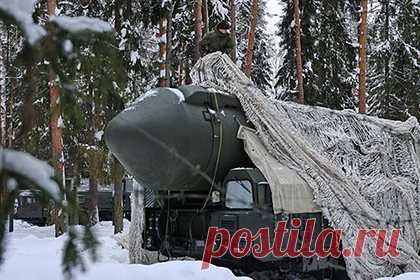 Минобороны России провело учения с ракетными комплексами. Министерство обороны России провело в Ивановской области учения с участием стратегических подвижных грунтовых ракетных комплексов (ПГРК) «Ярс». Ракетчики также отработали вывод ПГРК на полевые позиции и марши протяженностью до 100 километров. В учениях задействовали бойцов Тейковского ракетного соединения.
