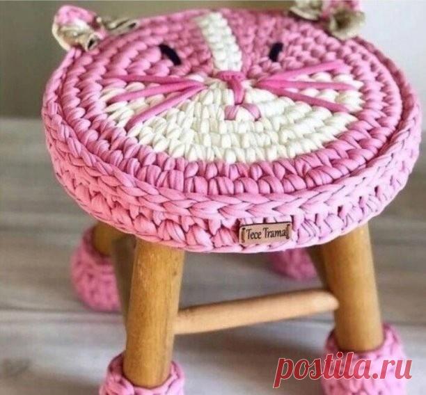 ​Забавные чехлы на табуретки в детскую комнату