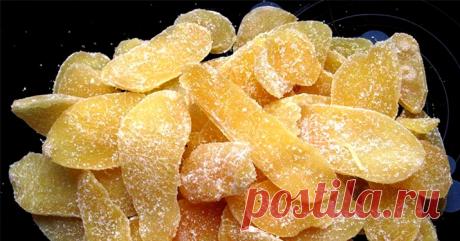 Рецепты: имбирные цукаты – перестала покупать конфеты, когда узнала этот рецепт - Образованная Сова Имбирные цукаты Многие думают, что цукаты – изобретение заграничных кулинаров. На самом же деле на Руси их умели готовить еще в 16 веке – правда, тогда они назывались балабушками или сухим вареньем по-киевски. Самые популярные цукаты – из кожуры цитрусовых. Очень вкусны из корочек арбуза и дыни. Сегодня это лакомство готовят практически из любых фруктов, …