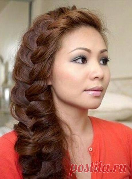 Как заплести себе косу на бок