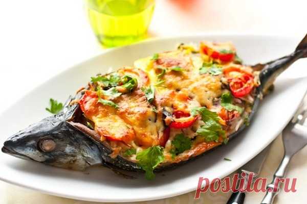 Рецепт скумбрии, фаршированной рисом и овощами, в духовке — MEGOCOOKER