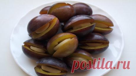 Маринованные сливы с чесноком рецепт - ochenvkusno.com