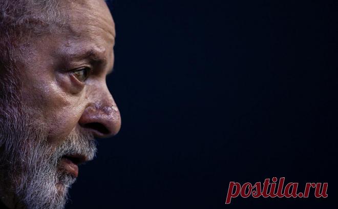 Президент Бразилии перенес вторую операцию после кровоизлияния в мозг. Врачи сделали президенту Бразилии Луису Инасиу Луле да Силве вторую операцию после кровоизлияния в мозг, сообщил O Globo.