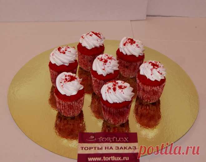 Капкейки "Красный бархат".