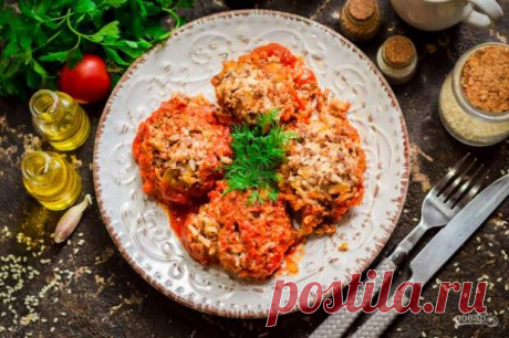Мясные ежики в микроволновке - Ваши любимые рецепты - медиаплатформа МирТесен Очень вкусный вариант мясного блюда, которое подойдет на каждый день или даже в качестве праздничного блюда — мясные ежики в микроволновке. Готовить такие ежики очень просто и довольно быстро. Описание приготовления: За основу возьмем говяжий фарш, именно он отлично подходит для рецепта, добавим