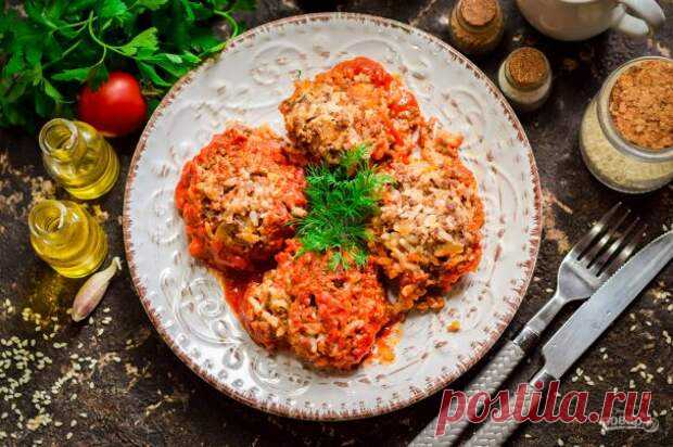 Мясные ежики в микроволновке - Ваши любимые рецепты - медиаплатформа МирТесен Очень вкусный вариант мясного блюда, которое подойдет на каждый день или даже в качестве праздничного блюда — мясные ежики в микроволновке. Готовить такие ежики очень просто и довольно быстро. Описание приготовления: За основу возьмем говяжий фарш, именно он отлично подходит для рецепта, добавим
