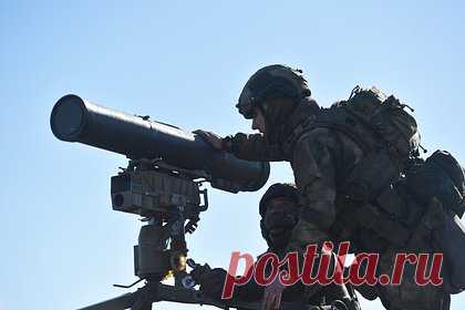 «Ростех» заявил об уничтожении «Корнетом» западных Leopard, Challenger и Bradley. Российский противотанковый комплекс «Корнет »успешно уничтожил в зоне специальной военной операции западные танки Leopard и Challenger, а также боевые машины пехоты Bradley. Об этом со ссылкой холдинг «Высокоточные комплексы» госкорпорации «Ростех» сообщает ТАСС.
