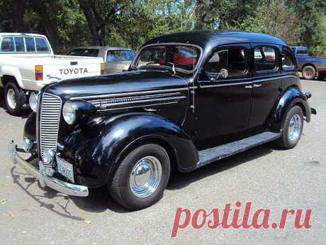 1937 CLASSIC DODGE - $12000