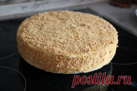 pirog-so-slivami-iz-sloenogo-testa Я все детство его называла Мадонной))))  Как было написано в рукописной тетрадке рецептов.Торты я пеку редко, несмотря на то, что лет 1...