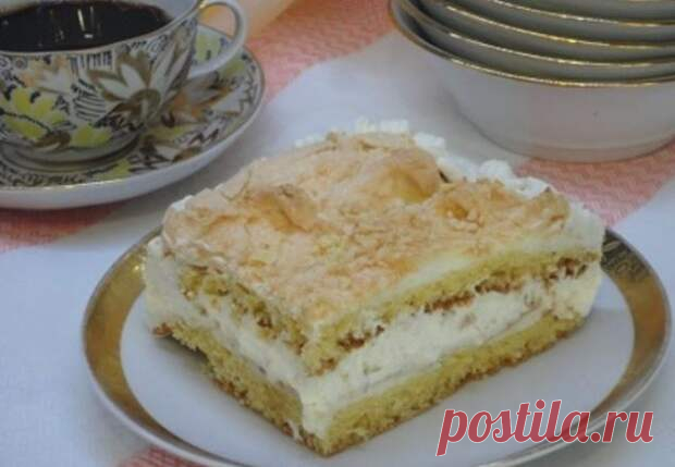 Норвежский торт - БУДЕТ ВКУСНО! - медиаплатформа МирТесен Приготовление 1 час и 30 минут Рецепт на: 8 персон Норвежцы этот торт называют самым вкусным в мире. И я с ними согласна. Готовится торт легко и получается невероятно вкусным. ИНГРЕДИЕНТЫ Бисквит сахар 100 г сливочное масло 100 г яичные желтки 4 шт. молоко 3 ст. л. мука 150 г разрыхлитель 1 ч. л....