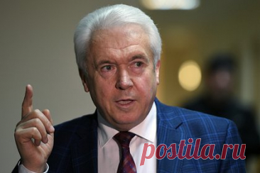 Экс-депутат Рады раскрыл планы Зеленского на фоне окончания срока его полномочий