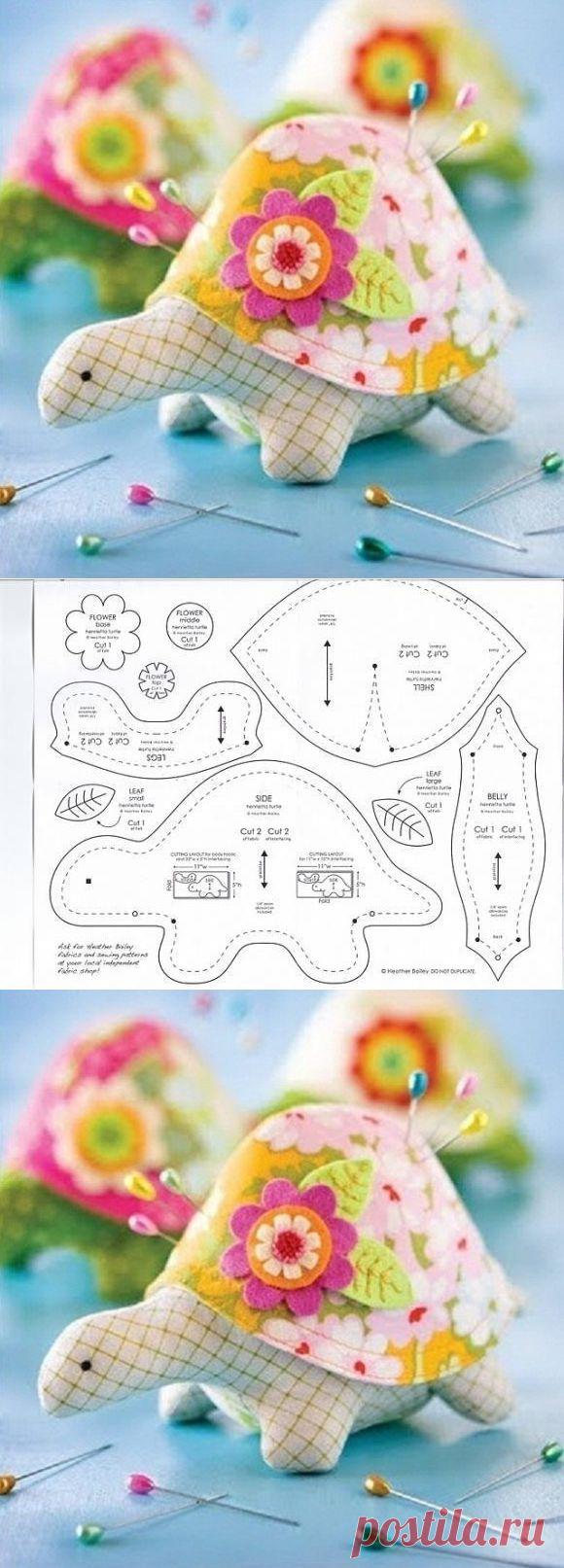 Игольница-черепашка с выкройками.