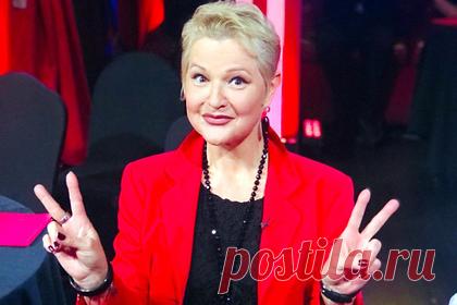 Бывшая солистка «Миража» раскрыла секрет похудения на 30 килограммов. Эстрадная певица, бывшая солистка группы «Мираж» Маргарита Суханкина раскрыла секрет похудения на 30 килограммов за девять месяцев. Артистка заявила, что сделала операцию. Певица призналась, что до операции не могла нагнуться и завязать шнурки или застегнуть молнию на сапогах из-за живота.