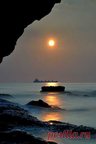 луна