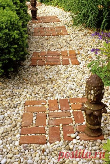 20+ чудесных кирпичных дорожек и других способов использования кирпича, которые украсят ваш сад