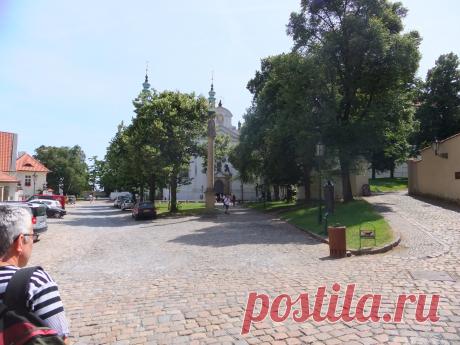 Страговский монастырь. Грачаны