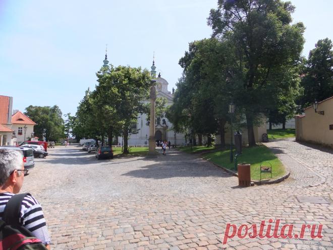 Страговский монастырь. Грачаны