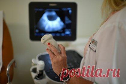 В российском регионе больше половины клиник отказались от абортов. 10 из 18 частных клиник Мордовии, имеющих лицензию на проведение абортов, отказались от предоставления данной услуги после встреч с властями. Об этом сообщил глава Мордовии Артем Здунов во время XXV Всемирного русского народного собора при поддержке Президентского фонда культурных инициатив.