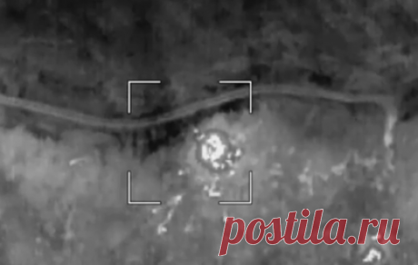 ВС РФ уничтожили "Ланцетами" самоходку и гаубицу ВСУ в Харьковской области. Военнослужащие группировки войск "Запад" выявили замаскированные позиции в ходе разведывательных мероприятий, отметили в Минобороны России