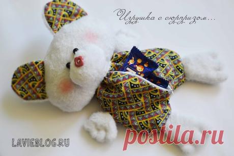 Игрушка с сюрпризом