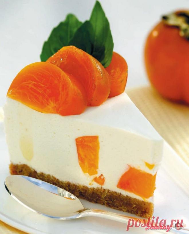 Торт с хурмой