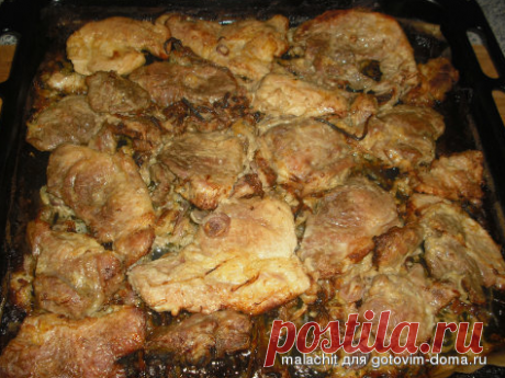 Стейки жаренные в духовке (промаринованые за ночь)