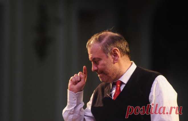 5 мая, 19:31 
"Наш концерт в истерзанной Пальмире - это призыв к миру и согласию, это обращение ко всем народам объединить усилия в борьбе со злом, с терроризмом", - сказал руководитель Мариинского театра. / 
Валерий Гергиев © ИТАР-ТАСС/Сергей Фадеичев.  Подробнее на ТАСС:  http://tass.ru/kultura/3262137  |  ТАСС: Культура - Валерий Гергиев и оркестр Мариинки дали концерт в освобожденной Пальмире