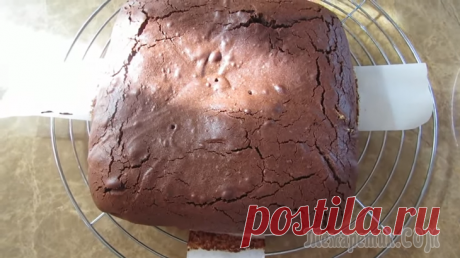 Такое сочетание халвы и шоколада, просто фантастика! Вкуснейший брауниз!