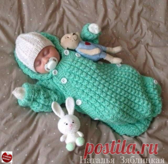 Салатовый конверт - очаровательный подарок для новорожденного