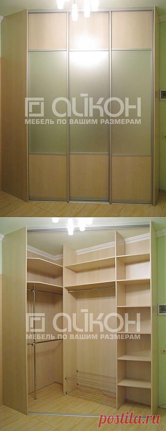 Внутреннее наполнение углового шкафа-купе.