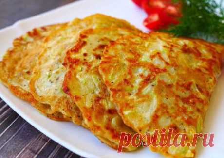 Сочные чебуреки: простые рецепты с мясом под румяной корочкой - БУДЕТ ВКУСНО! - медиаплатформа МирТесен Многочисленные рецепты сочных чебуреков, поджаренных своими руками, позволяют полакомиться сытной выпечкой, приготовленной своими руками. Снаружи лепешки хрустят, а внутри скрывается сочная начинка из мяса. Для оригинальности и насыщенности вкуса блюдо можно готовить с тертым сыром, помидорами и