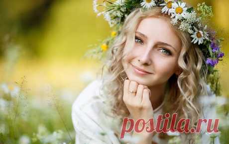 &quot;Две красоты&quot; : лучшее стихотворение Эдуарда Асадова