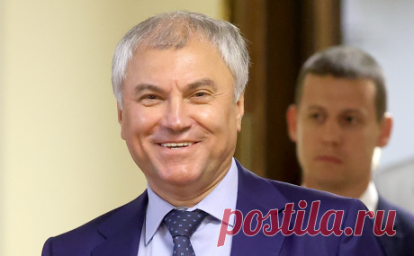 Володин назвал церемонию открытия Олимпиады позором Франции. Церемонию открытия Игр критикуют за сцену-пародию на «Тайную вечерю» с бородатой женщиной и переодетыми в женщин мужчинами. Володин назвал правильным решением не транслировать в России «это мракобесие»