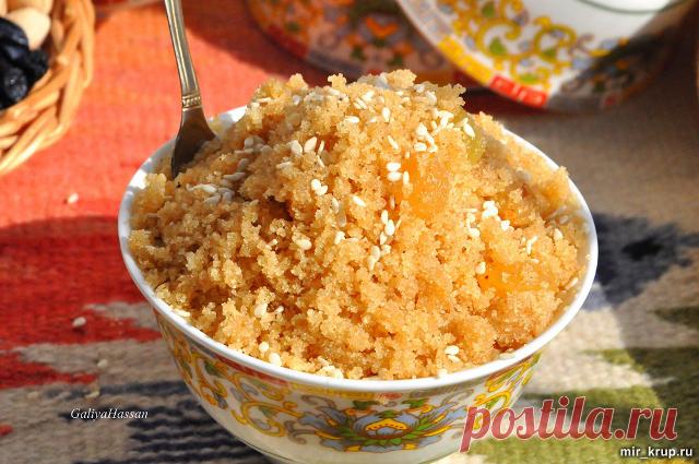 Манная халва с изюмом и специями