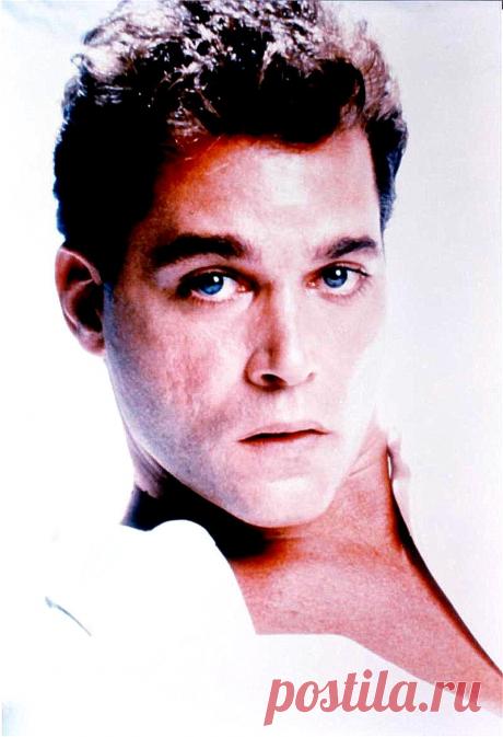 Рэй Лиотта (Ray Liotta)
- 18 декабря, 1954