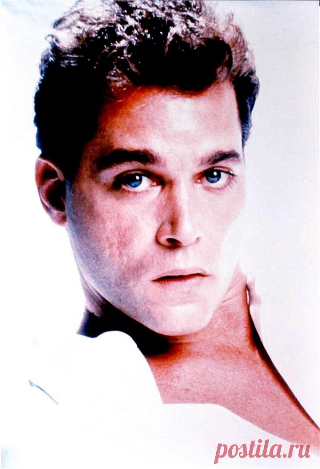 Рэй Лиотта (Ray Liotta)
- 18 декабря, 1954