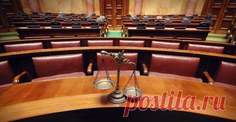 Тяжела и неказиста жизнь российского юриста. Кто ходит в суд, тот в цирке не смеётся. «Пояс верности» Фото из интернетаСитуация произошла со мной в прошлую пятницу. Я явилась в районный суд с целью подачи жалобы в областной суд. Юристам ...